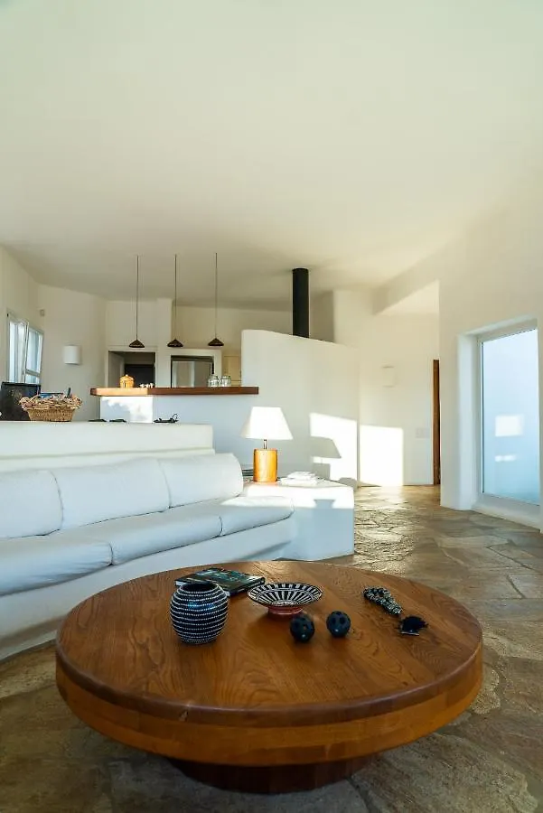 Zen Residence in Lia beach Kalafatis